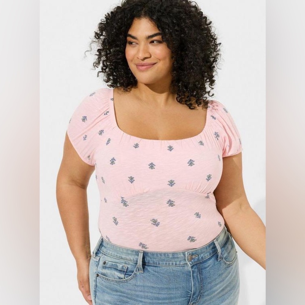 💫2/$25 • Torrid Super Soft Slub Scoop Neck Bust Fitted Top